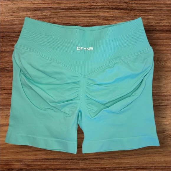 Dfyne impact shorts color ocean mist blue size small - Picture 2 of 5